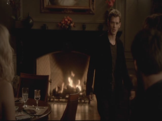 VampireDiariesWorld-dot-org-S3TVD_3x13BringingOutTheDead2177.jpg