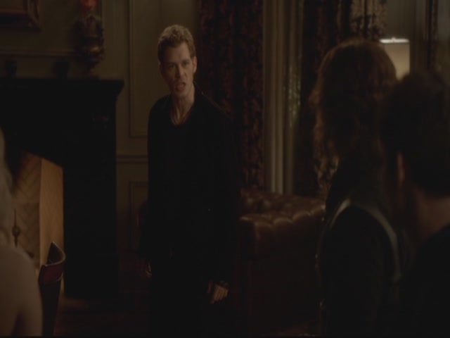 VampireDiariesWorld-dot-org-S3TVD_3x13BringingOutTheDead2187.jpg