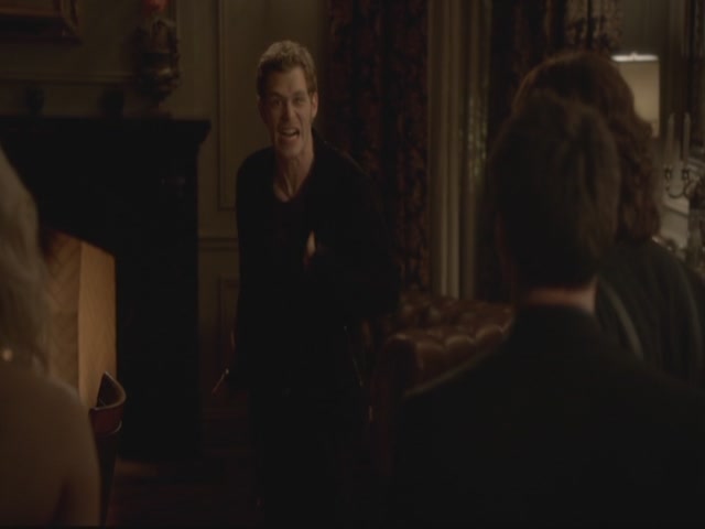 VampireDiariesWorld-dot-org-S3TVD_3x13BringingOutTheDead2194.jpg
