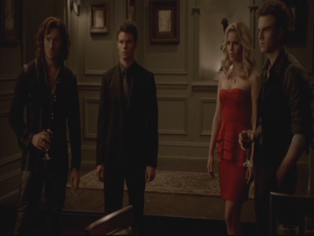 VampireDiariesWorld-dot-org-S3TVD_3x13BringingOutTheDead2272.jpg
