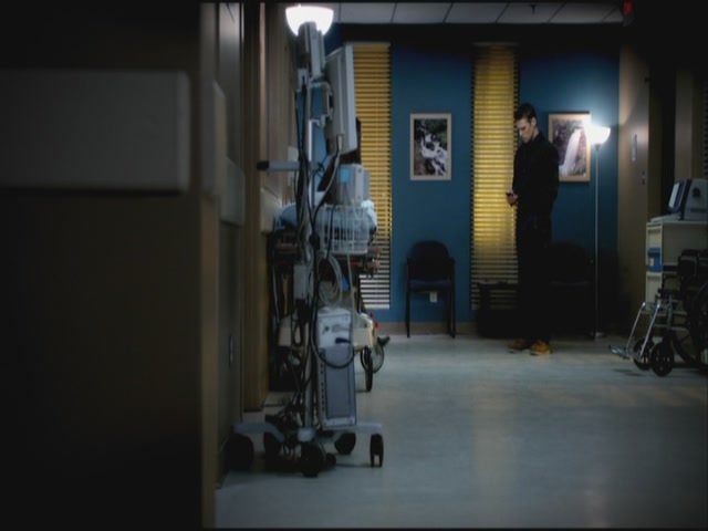 VampireDiariesWorld-dot-org-S3TVD_3x14DangerousLiaisons0001.jpg