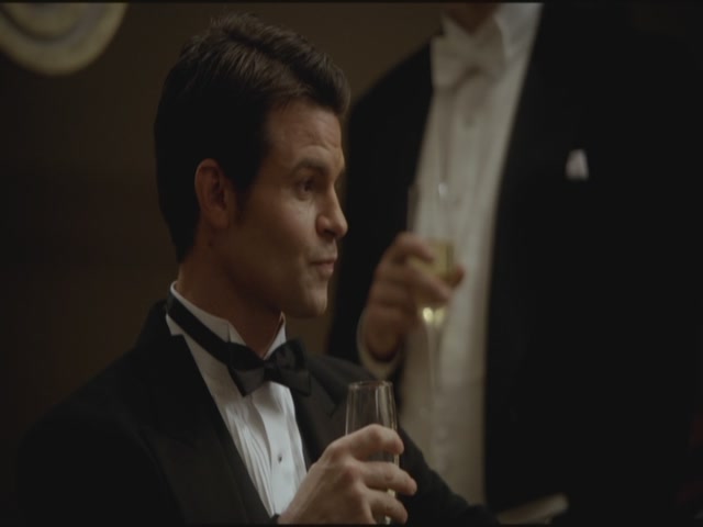VampireDiariesWorld-dot-org-S3TVD_3x14DangerousLiaisons0702.jpg