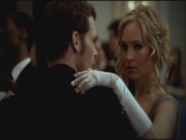 VampireDiariesWorld-dot-org-S3TVD_3x14DangerousLiaisons0784.jpg