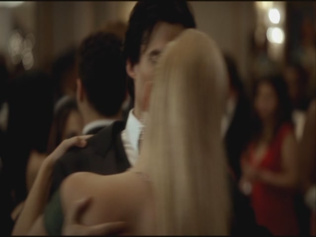 VampireDiariesWorld-dot-org-S3TVD_3x14DangerousLiaisons0893.jpg