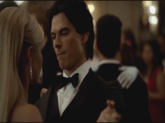 VampireDiariesWorld-dot-org-S3TVD_3x14DangerousLiaisons0894.jpg