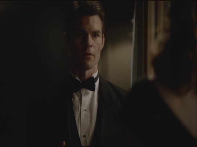 VampireDiariesWorld-dot-org-S3TVD_3x14DangerousLiaisons1888.jpg