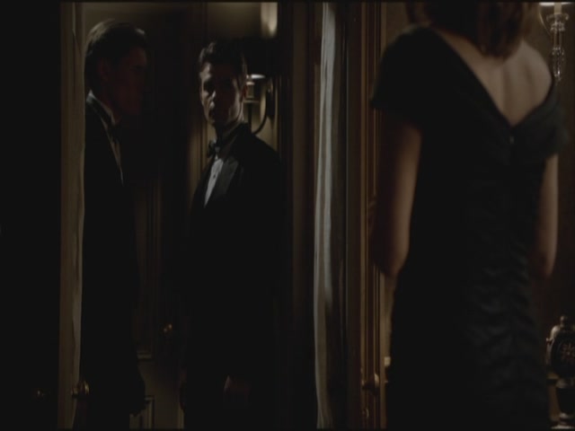 VampireDiariesWorld-dot-org-S3TVD_3x14DangerousLiaisons1912.jpg