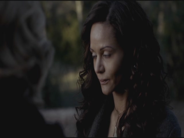 VampireDiariesWorld-dot-org-S3TVD_3x15AllMyChildren0772.jpg