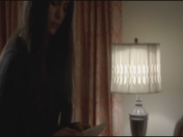 VampireDiariesWorld-dot-org-S3TVD_3x15AllMyChildren2044.jpg