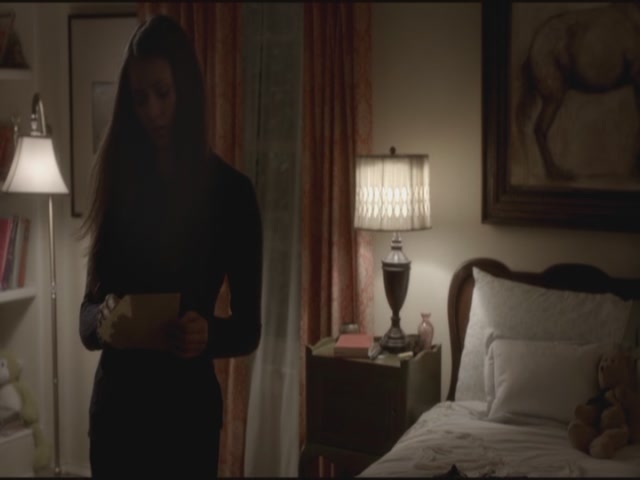 VampireDiariesWorld-dot-org-S3TVD_3x15AllMyChildren2050.jpg
