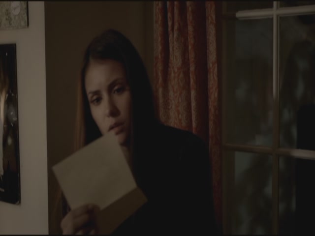 VampireDiariesWorld-dot-org-S3TVD_3x15AllMyChildren2063.jpg
