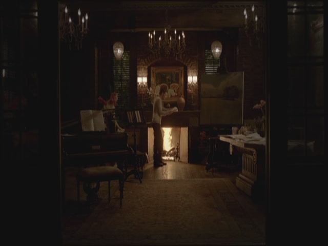VampireDiariesWorld-dot-org-S3TVD_3x15AllMyChildren2147.jpg