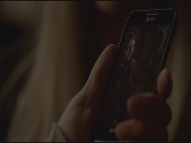 VampireDiariesWorld-dot-org-S3TVD_3x15AllMyChildren2183.jpg
