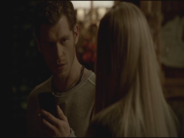 VampireDiariesWorld-dot-org-S3TVD_3x15AllMyChildren2186.jpg