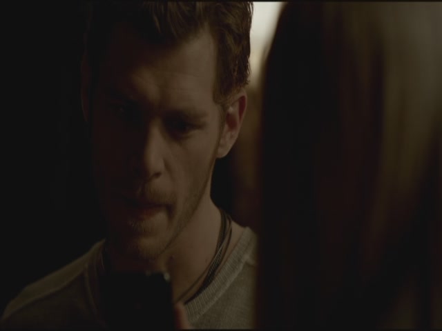 VampireDiariesWorld-dot-org-S3TVD_3x15AllMyChildren2205.jpg