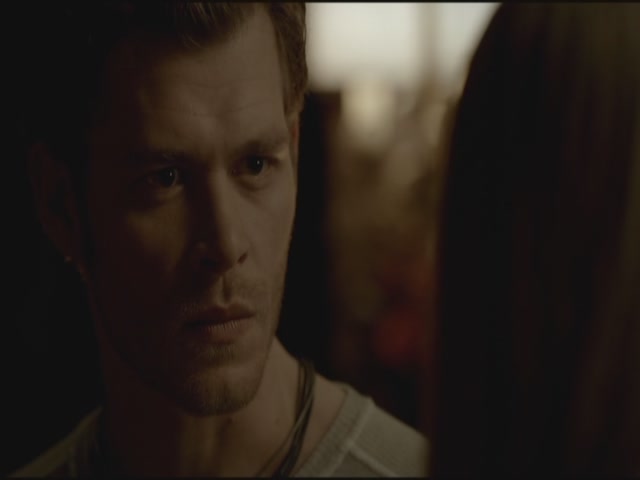 VampireDiariesWorld-dot-org-S3TVD_3x15AllMyChildren2212.jpg
