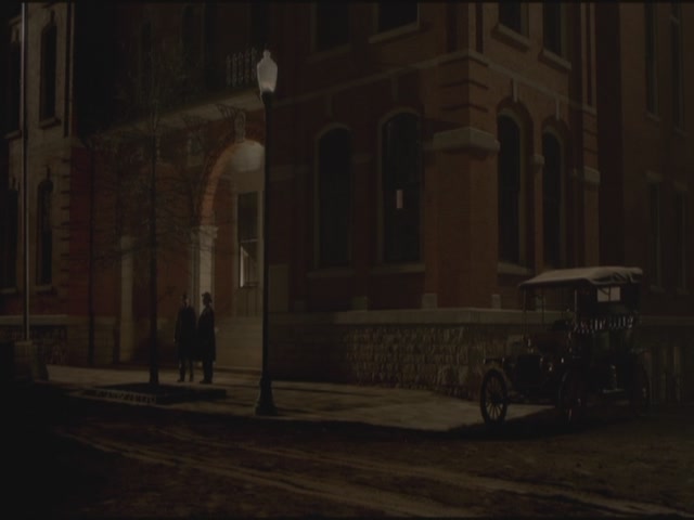 VampireDiariesWorld-dot-org-S3TVD_3x16-1912-0018.jpg