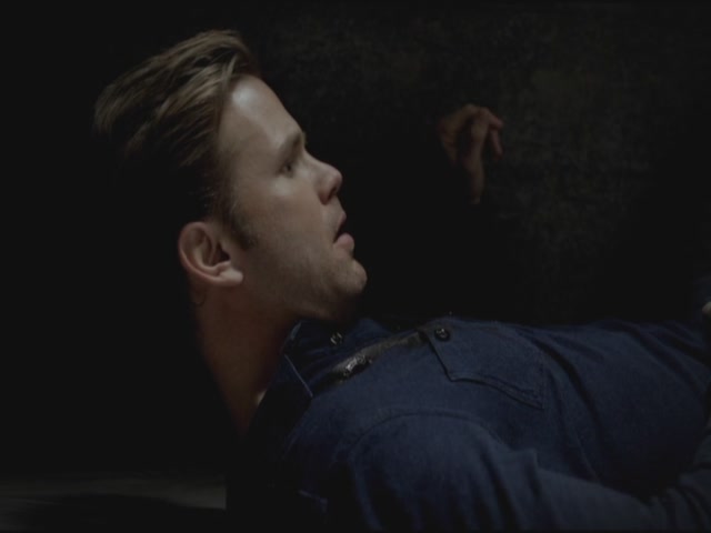 VampireDiariesWorld-dot-org-S3TVD_3x16-1912-0084.jpg