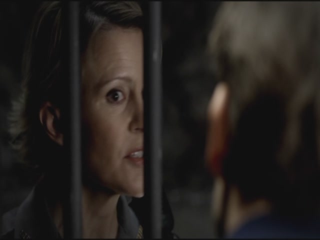 VampireDiariesWorld-dot-org-S3TVD_3x16-1912-0119.jpg