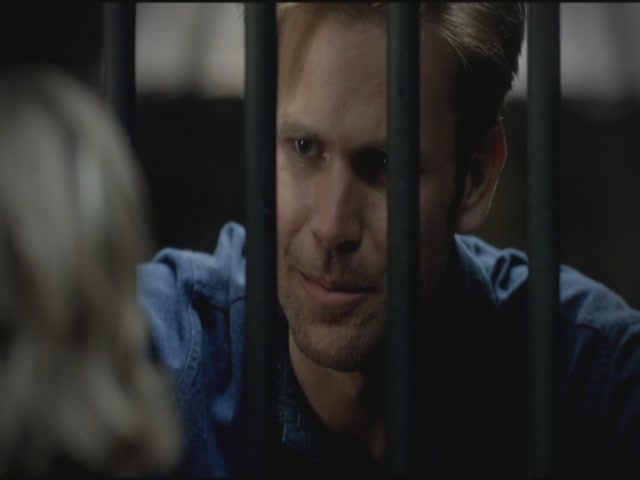 VampireDiariesWorld-dot-org-S3TVD_3x16-1912-0144.jpg