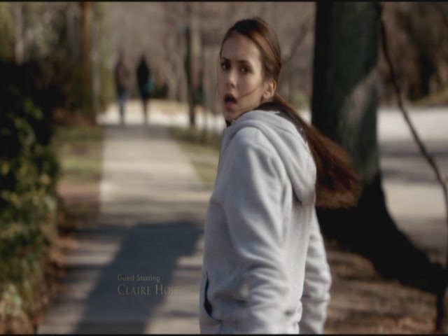 VampireDiariesWorld-dot-org-S3TVD_3x16-1912-0157.jpg