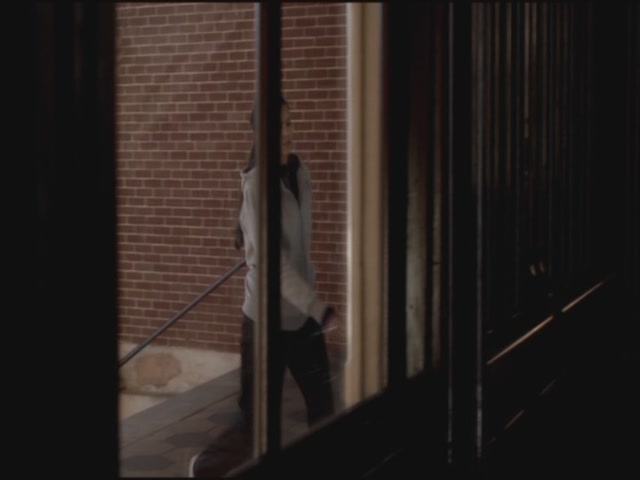 VampireDiariesWorld-dot-org-S3TVD_3x16-1912-0207.jpg