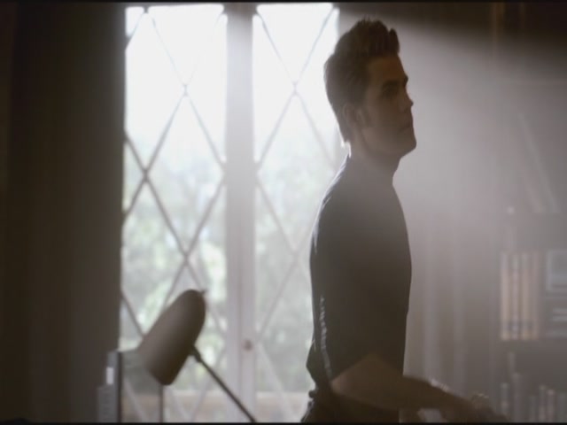 VampireDiariesWorld-dot-org-S3TVD_3x16-1912-0289.jpg