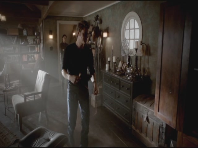 VampireDiariesWorld-dot-org-S3TVD_3x16-1912-0293.jpg