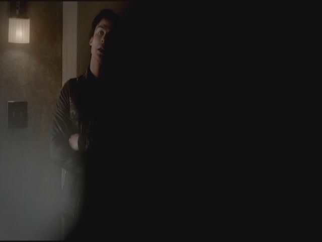VampireDiariesWorld-dot-org-S3TVD_3x16-1912-0295.jpg