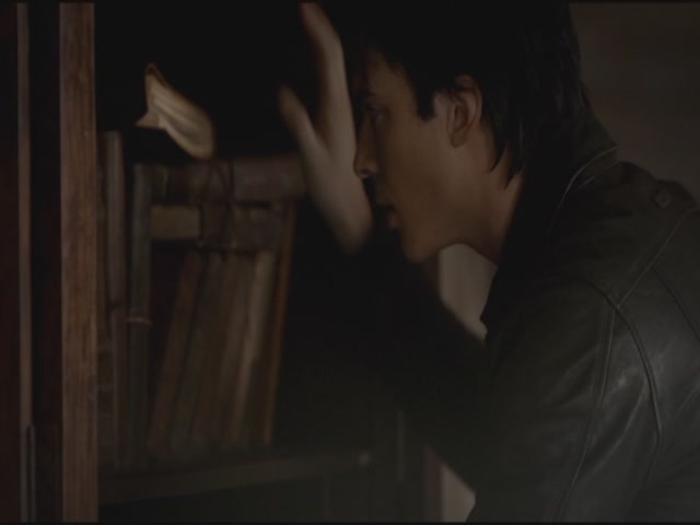 VampireDiariesWorld-dot-org-S3TVD_3x16-1912-0315.jpg