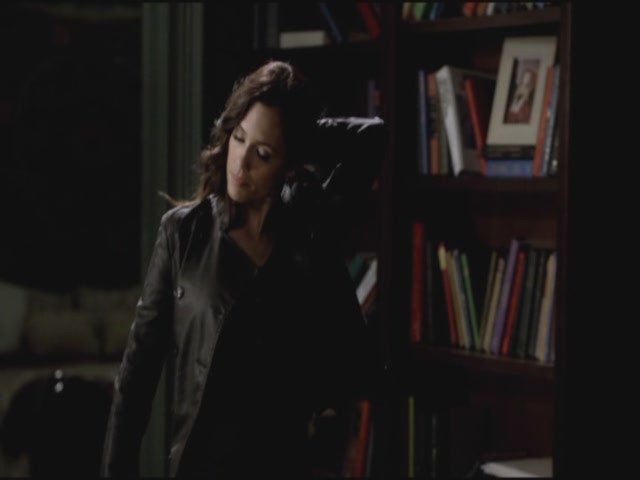 VampireDiariesWorld-dot-org-S3TVD_3x16-1912-1238.jpg