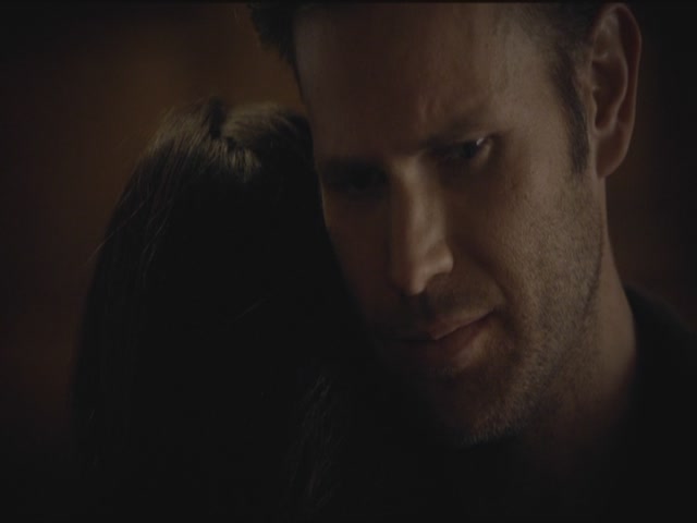 VampireDiariesWorld-dot-org-S3TVD_3x16-1912-1681.jpg