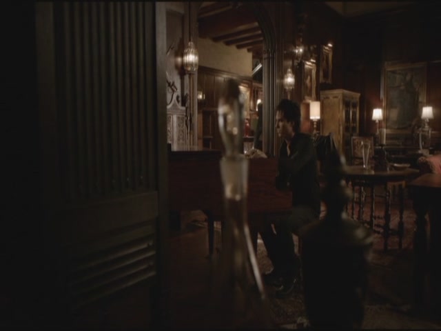 VampireDiariesWorld-dot-org-S3TVD_3x16-1912-2029.jpg