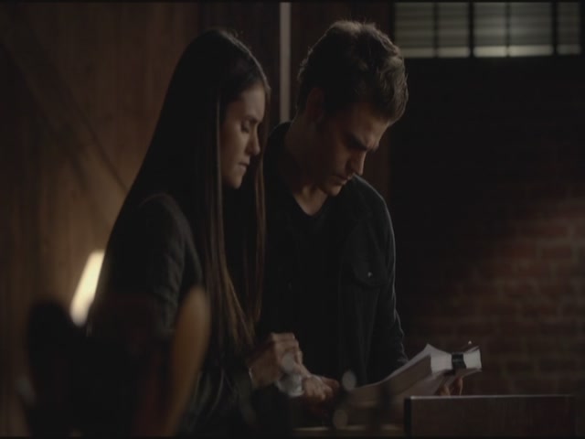 VampireDiariesWorld-dot-org-S3TVD_3x17BreakOnThrough1598.jpg VampireDiariesWorld-dot-org-S3TVD_3x17BreakOnThrough1598.jpg