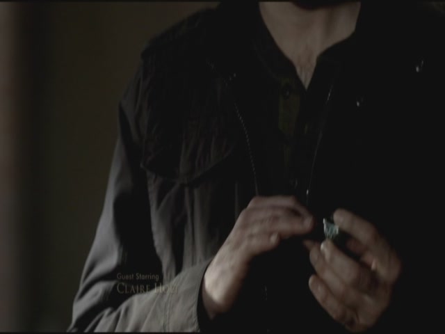VampireDiariesWorld-dot-org-S3TVD_3x18TheMurderOfOne0145.jpg