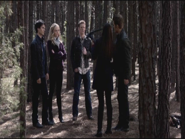 VampireDiariesWorld-dot-org-S3TVD_3x18TheMurderOfOne0398.jpg