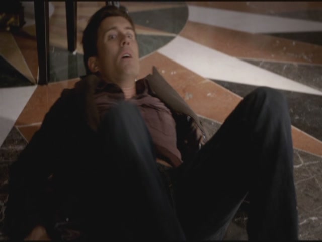 VampireDiariesWorld-dot-org-S3TVD_3x18TheMurderOfOne0405.jpg