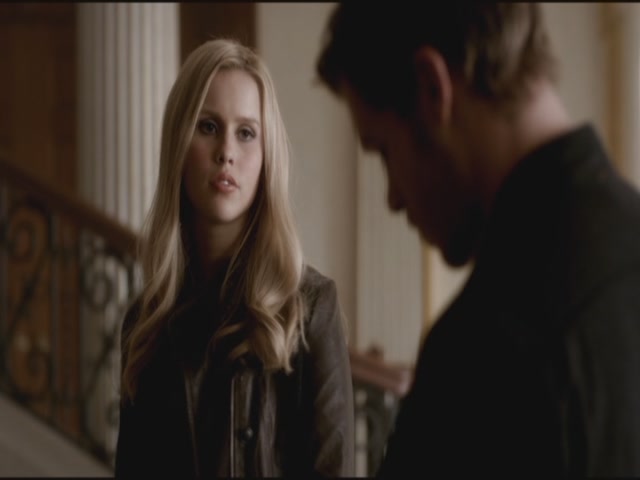 VampireDiariesWorld-dot-org-S3TVD_3x18TheMurderOfOne0430.jpg