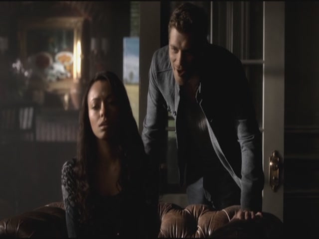 VampireDiariesWorld-dot-org-S3TVD_3x18TheMurderOfOne0666.jpg