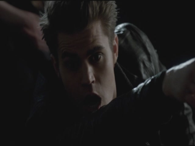 VampireDiariesWorld-dot-org-S3TVD_3x18TheMurderOfOne1290.jpg
