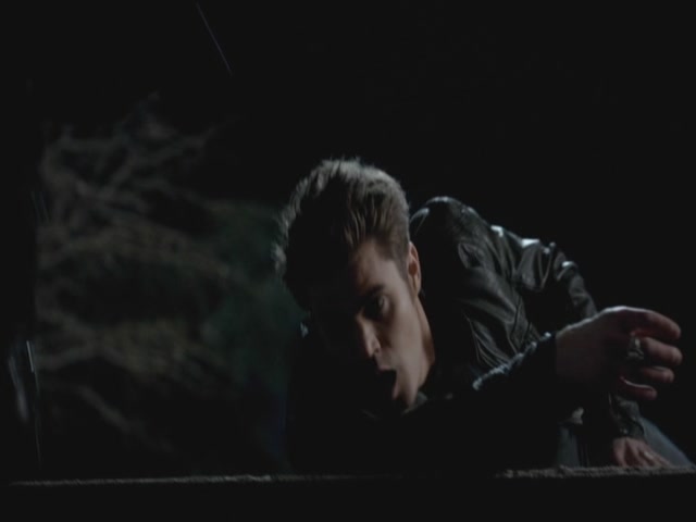 VampireDiariesWorld-dot-org-S3TVD_3x18TheMurderOfOne1310.jpg