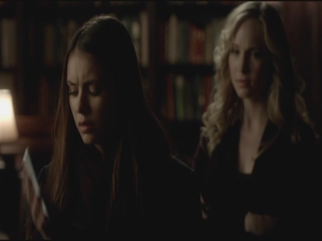 VampireDiariesWorld-dot-org-S3TVD_3x18TheMurderOfOne1449.jpg