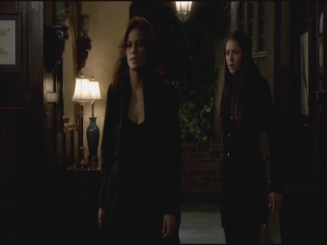 VampireDiariesWorld-dot-org-S3TVD_3x18TheMurderOfOne1507.jpg