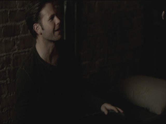 VampireDiariesWorld-dot-org-S3TVD_3x19HeartOfDarkness0029.jpg