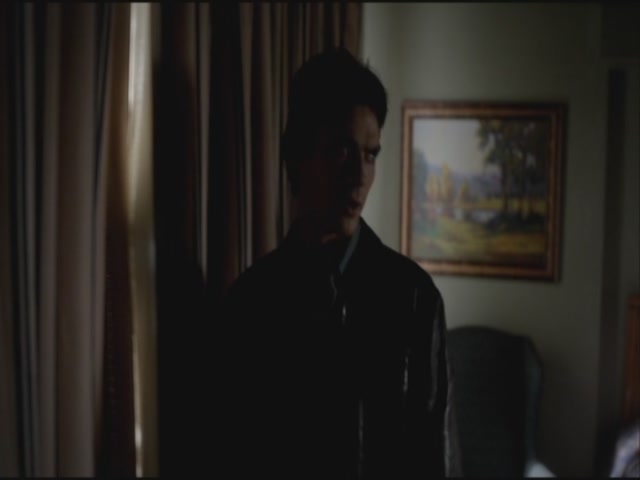 VampireDiariesWorld-dot-org-S3TVD_3x19HeartOfDarkness0509.jpg
