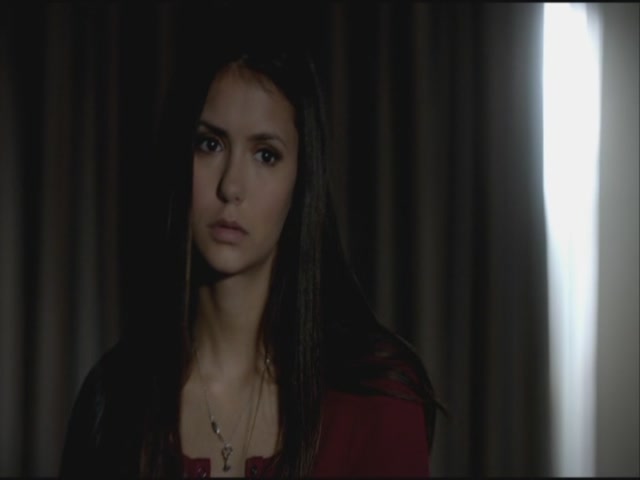 VampireDiariesWorld-dot-org-S3TVD_3x19HeartOfDarkness0527.jpg