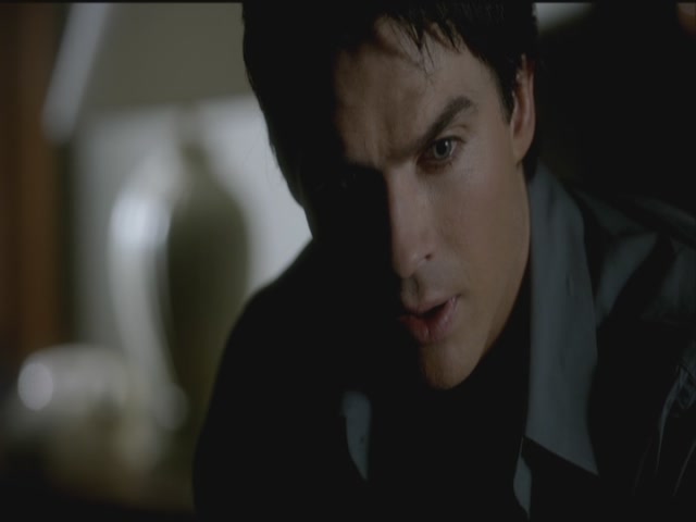 VampireDiariesWorld-dot-org-S3TVD_3x19HeartOfDarkness0556.jpg