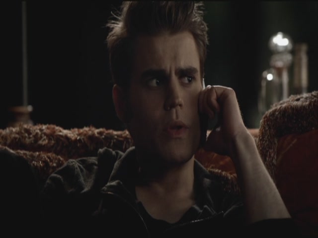 VampireDiariesWorld-dot-org-S3TVD_3x19HeartOfDarkness0929.jpg
