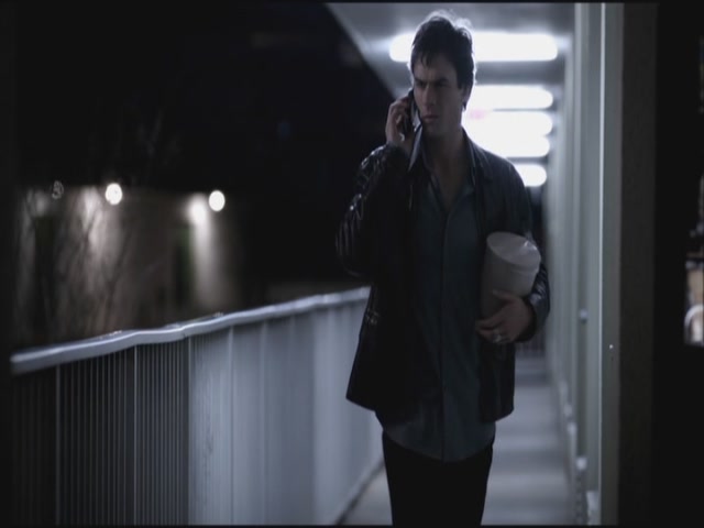 VampireDiariesWorld-dot-org-S3TVD_3x19HeartOfDarkness0930.jpg
