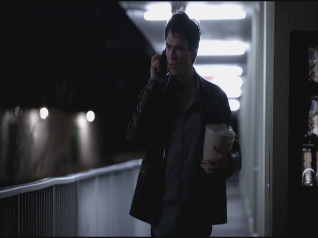 VampireDiariesWorld-dot-org-S3TVD_3x19HeartOfDarkness0932.jpg